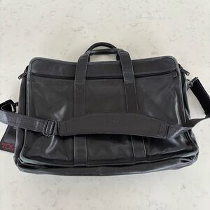 Tumi Black Expandable Leather Computer Briefcase Bag